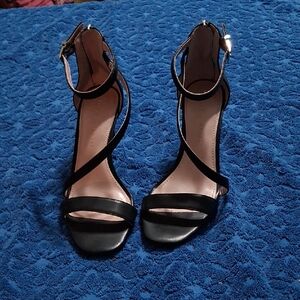 Kelly & Katie Elegant Black Strappy Sandals Size 6.5